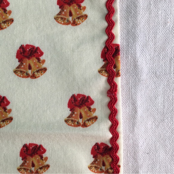 🔔 Handmade Vintage Style Golden Bells Napkins, Set of 2 🔔 - Picture 7 of 16